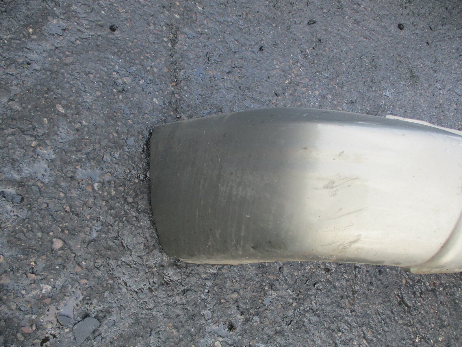 SUBARU FORESTER MK1 FACELIFT COMPLETE REAR BUMPER GOLD