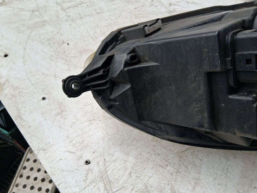 2007 VW VOLKSWAGEN GOLF MK5 NSF PASSENGER SIDE FRONT LEFT HEADLIGHT 1K6941005Q