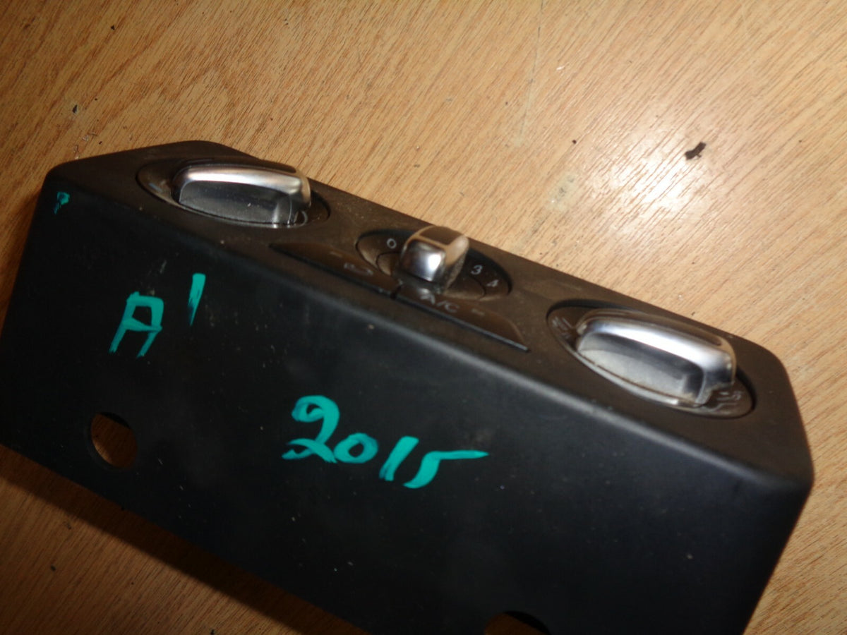 AUDI A1 2015 8X 1.0 TFSI HEATER CLIMATE CONTROL PANEL SWITCH 8XA820045A