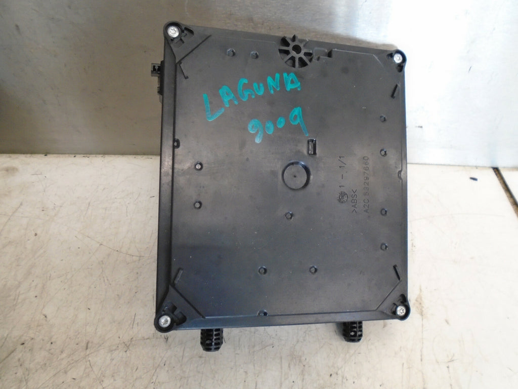 RENAULT LAGUNA MK3 2009 BCM BODY CONTROL MODULE 284B12329R