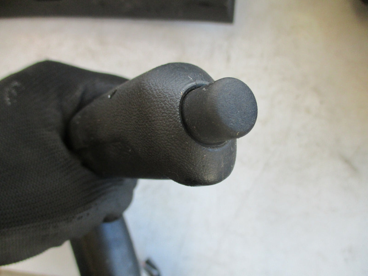 TOYOTA AYGO MK2 2016 HAND BRAKE PARKING LEVER HANDLE