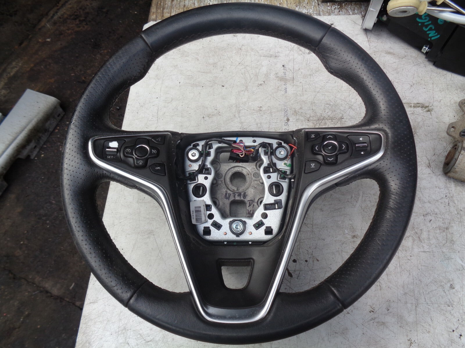 VAUXHALL INSIGNIA 2014 MK1 STEERING WHEEL WITH CONTROLS 23191532