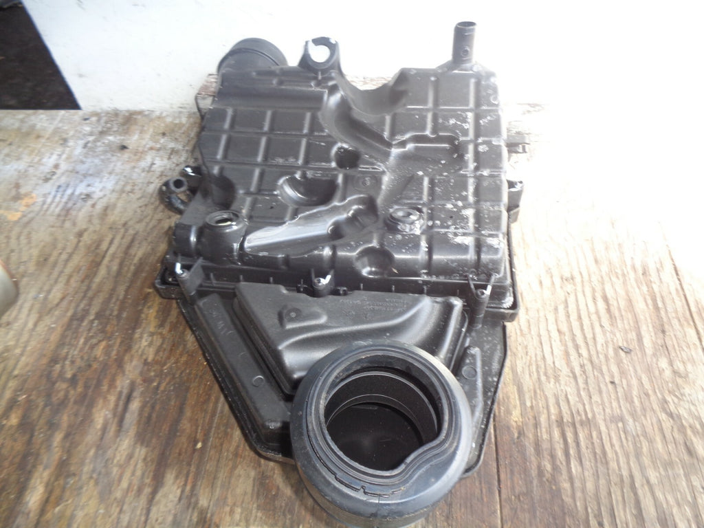 SKODA FABIA 2020 MK3 NJ 1.0 PETROL AIR FILTER HOUSING 04C129601N