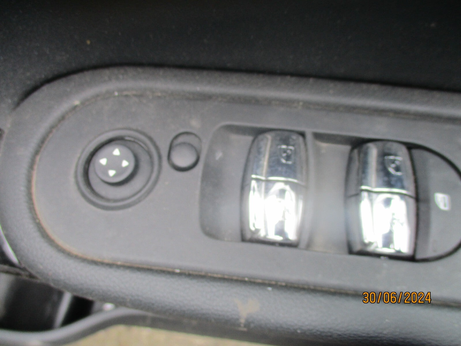 BMW MINI COUNTRYMAN F60 2021 OSF DRIVER SIDE FRONT WINDOW CONTROL SWITCH