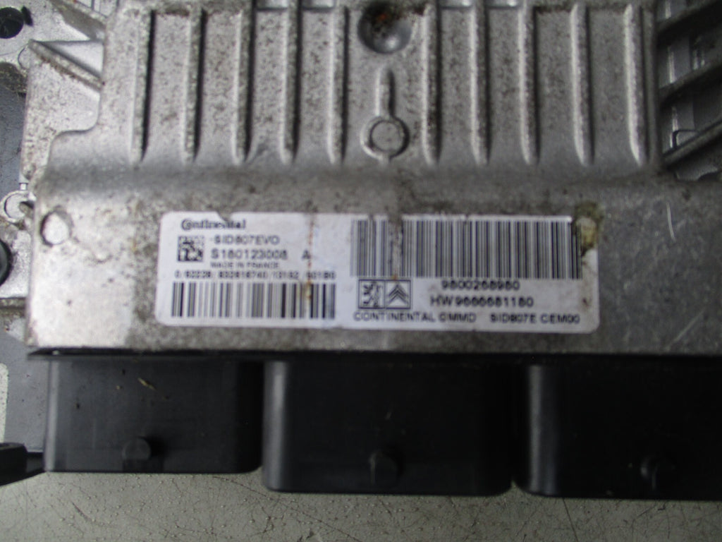 2013 PEUGEOT 5008 MK1 1.6 DIESEL ECU ENGINE CONTROL MODULE UNIT 9800268980