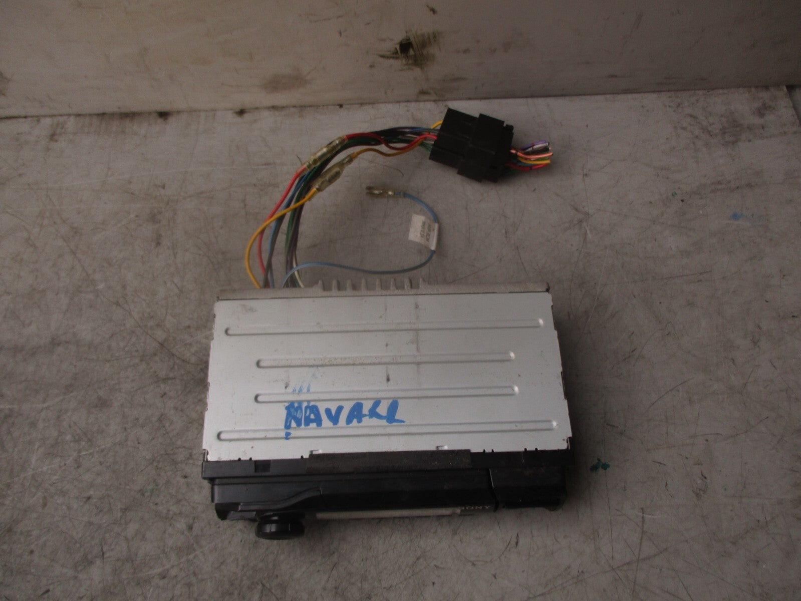 SONY RADIO CD MEDIA PLAYER DSX-A40UI NO CODE