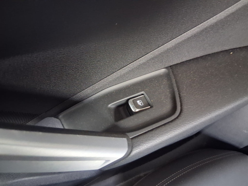 2021 AUDI Q2 MK1 FACELIFT OSR DRIVER SIDE REAR RIGHT WINDOW CONTROL SWITCH
