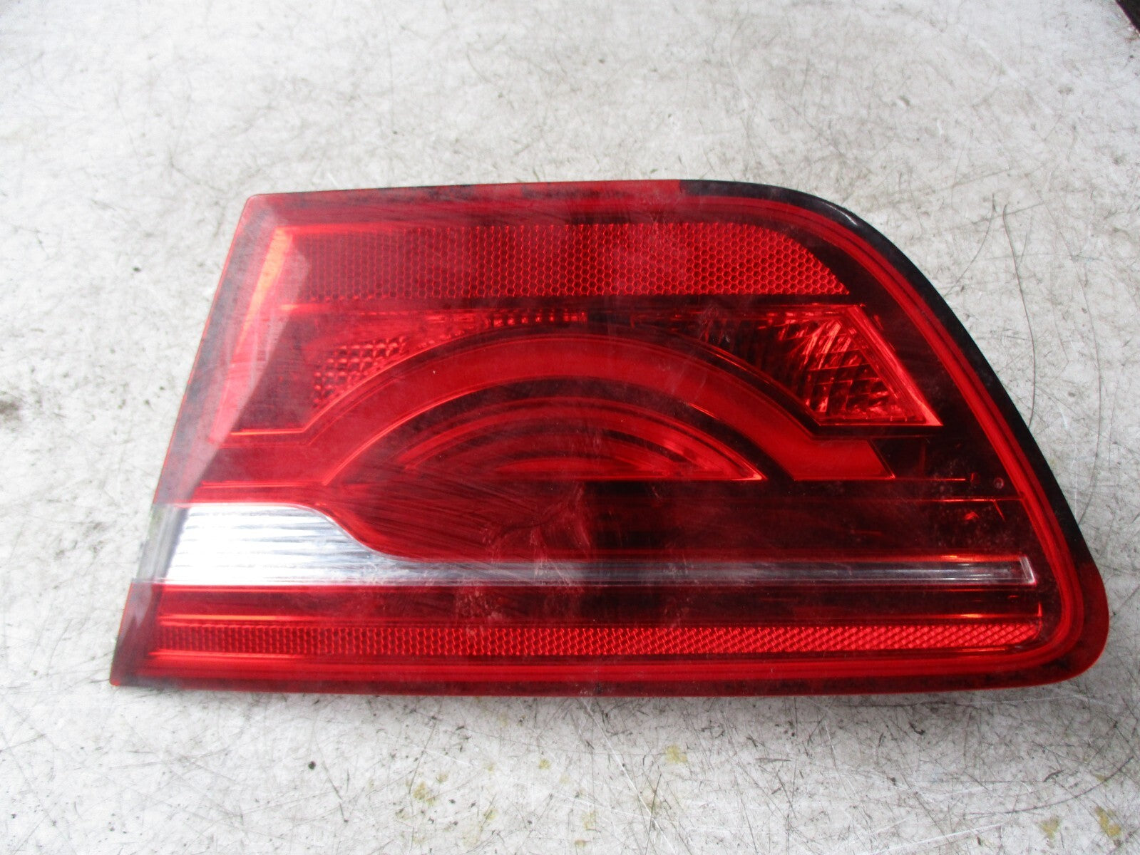 JAGUAR XE 2017 NSR PASSENGER SIDE REAR TAIL LIGHT TAIL LAMP
