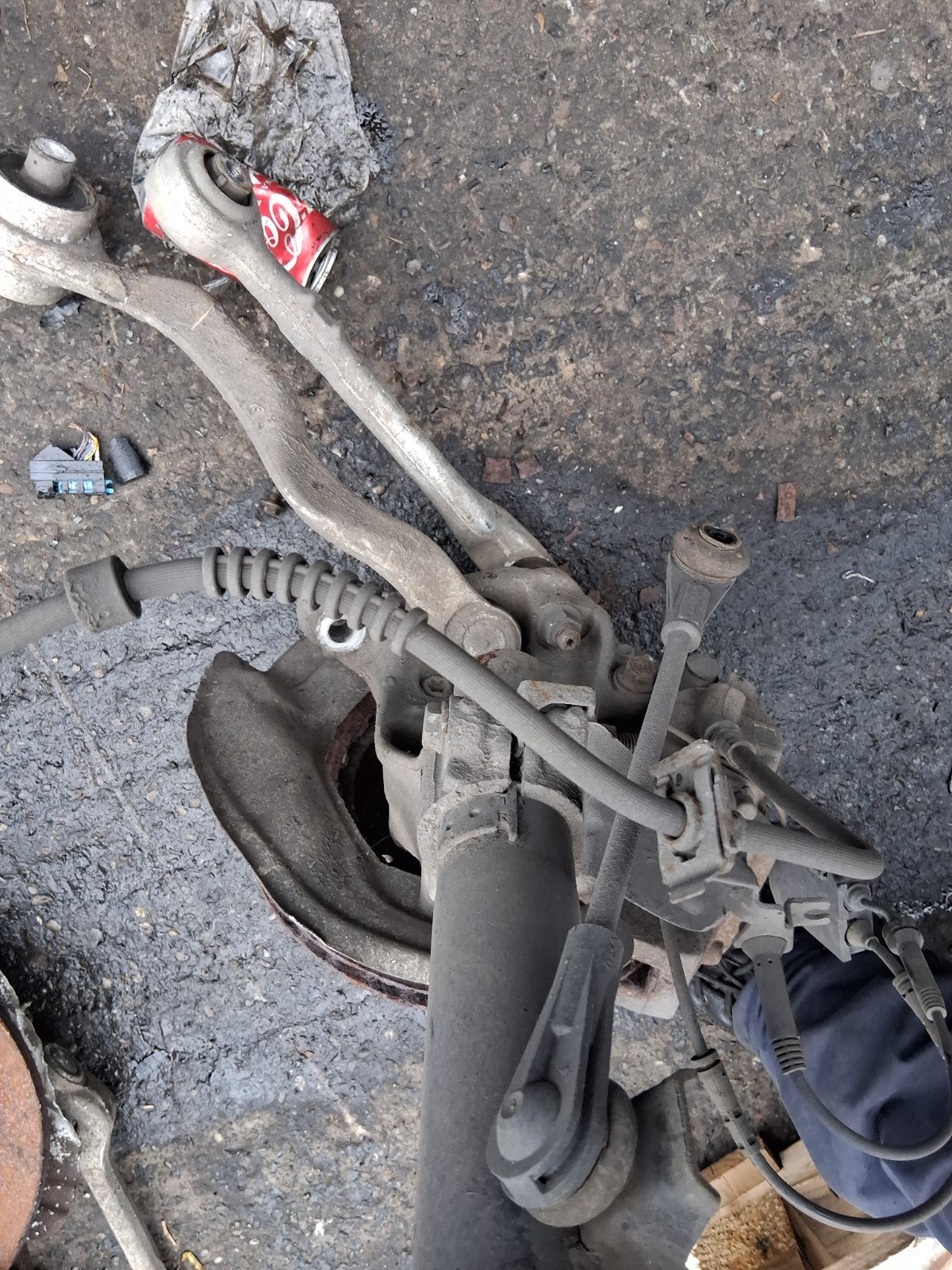 BMW 1 SERIES F20 2015 2.0 DIESEL NSF PASSENGER SIDE WHEEL HUB SHOCK LEG