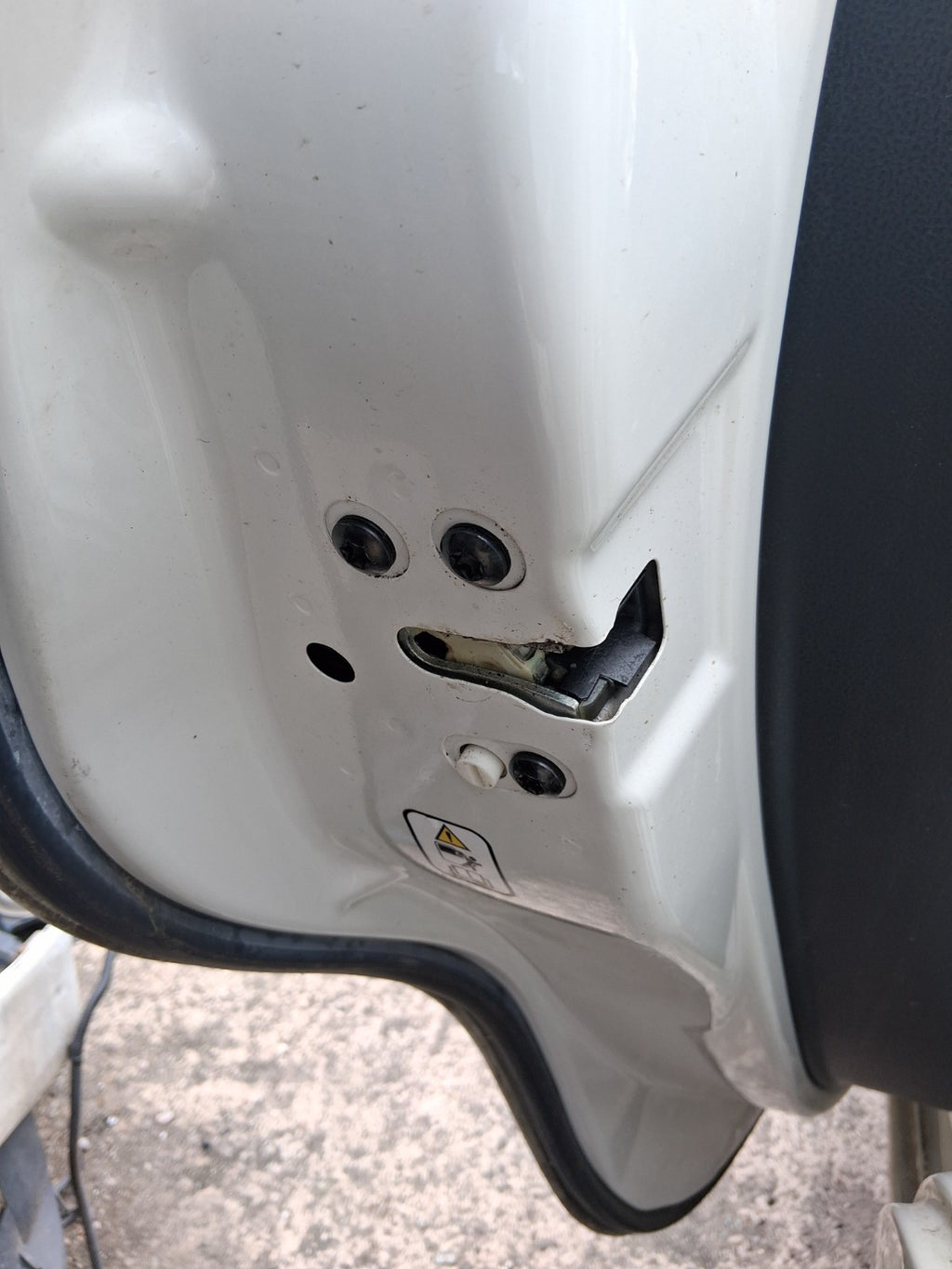 2019 FIAT 500L URBAN HATCH NSR PASSENGER SIDE REAR DOOR LOCK MECHANISM