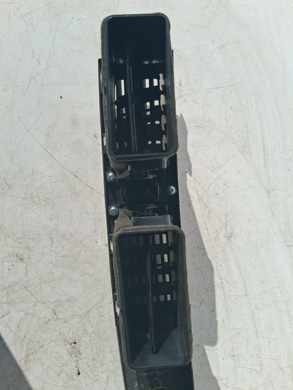 2013 MAZDA CX5 DASHBOARD CENTRE AIR VENTS AND SURROUND TRIM KD7755256