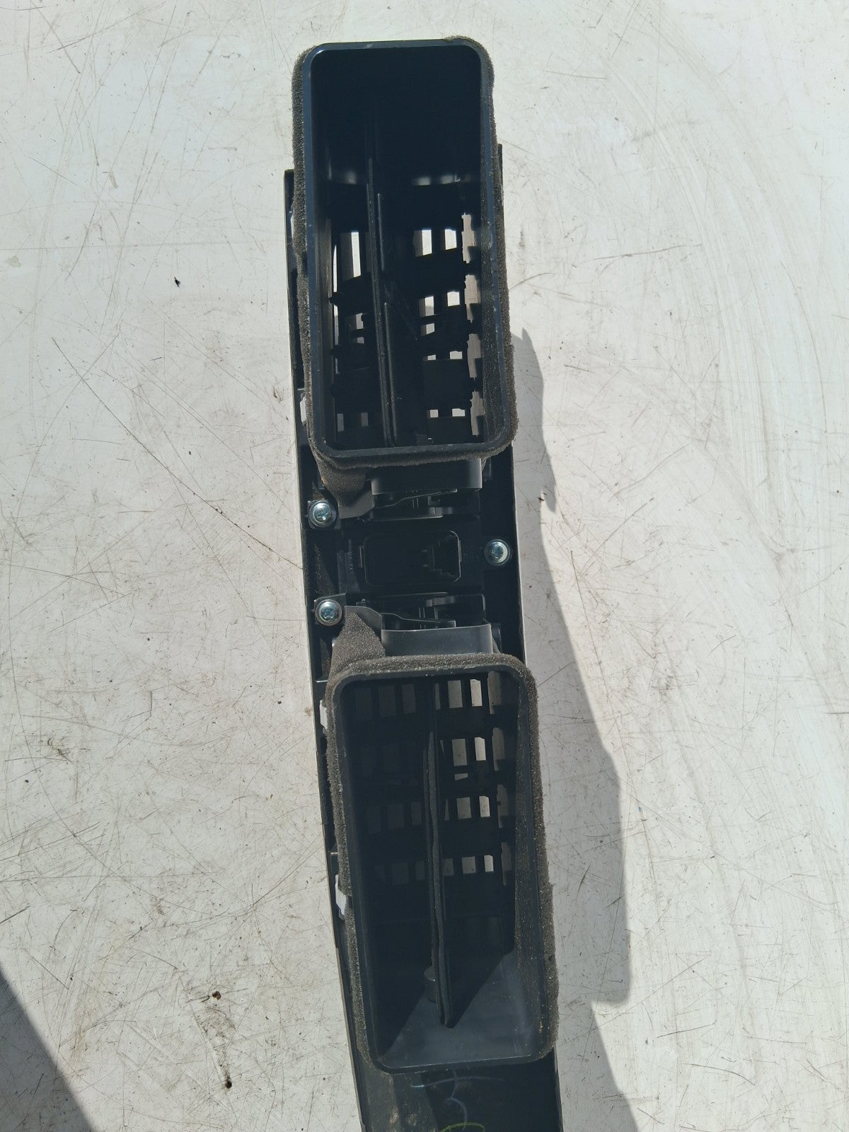 2013 MAZDA CX5 DASHBOARD CENTRE AIR VENTS AND SURROUND TRIM KD7755256
