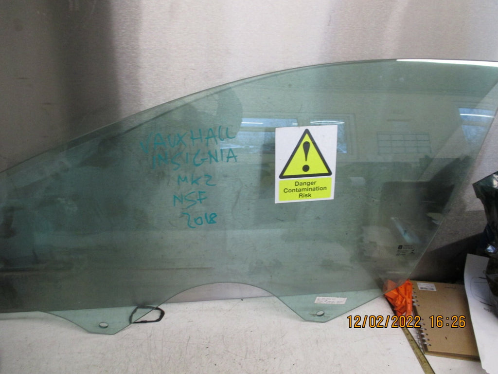 VAUXHALL INSIGNIA B 2017 MK2 NSF FRONT PASSENGER SIDE WINDOW GLASS