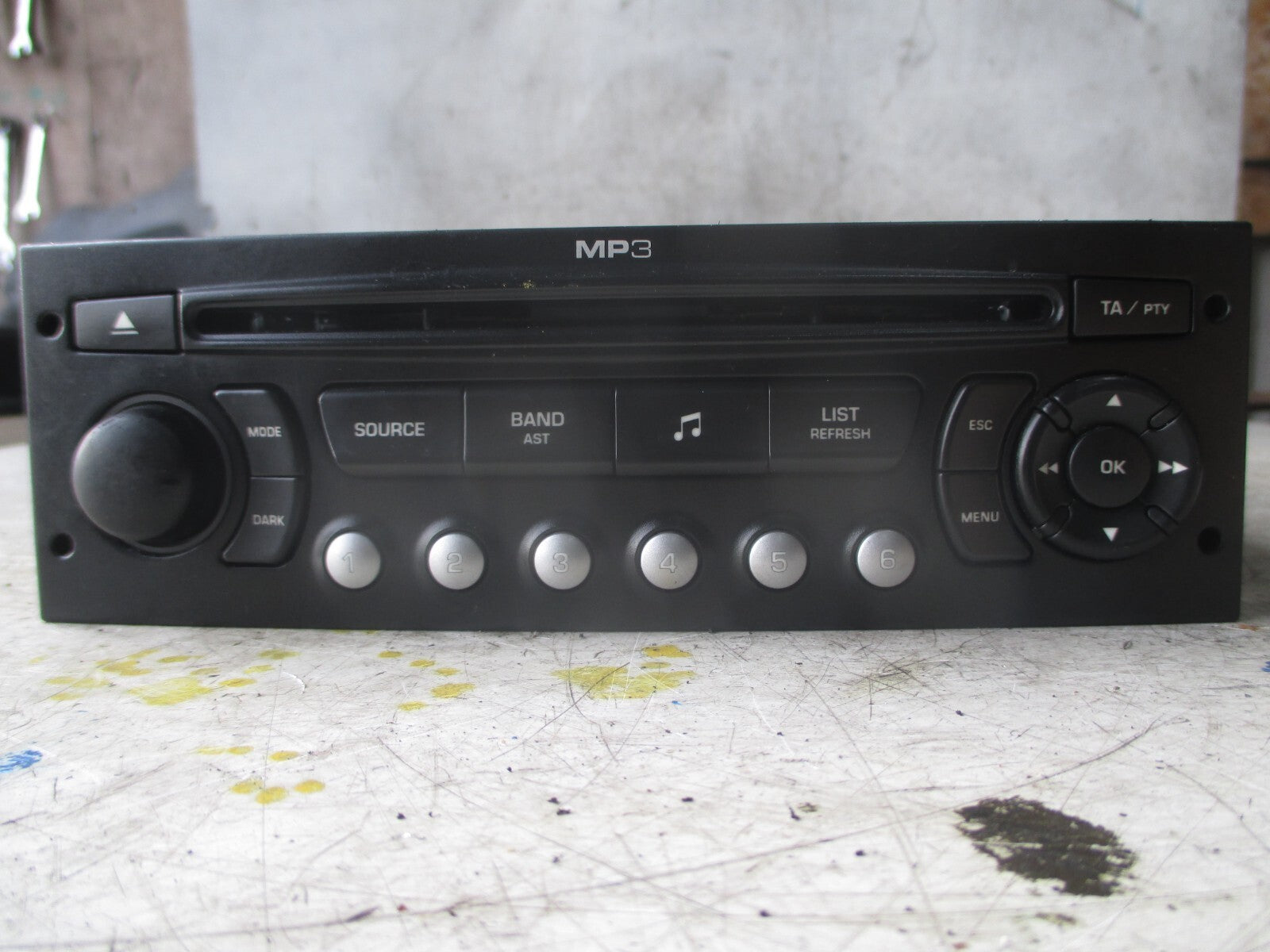 CITROEN C4 2007 RADIO CD MP3 PLAYER HEAD UNIT  9662925877