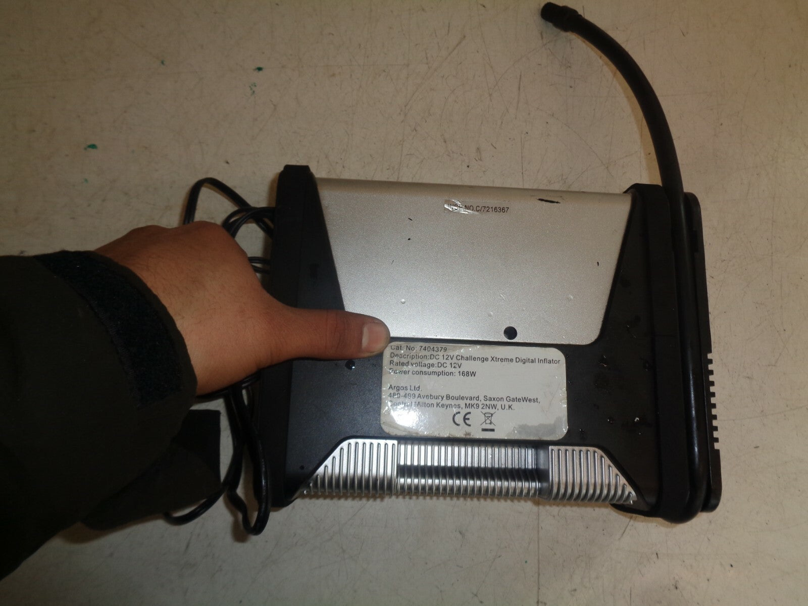 CHALLENGE XTREME DIGITAL TYRE INFILATOR WITH AUTO CUT OFF
