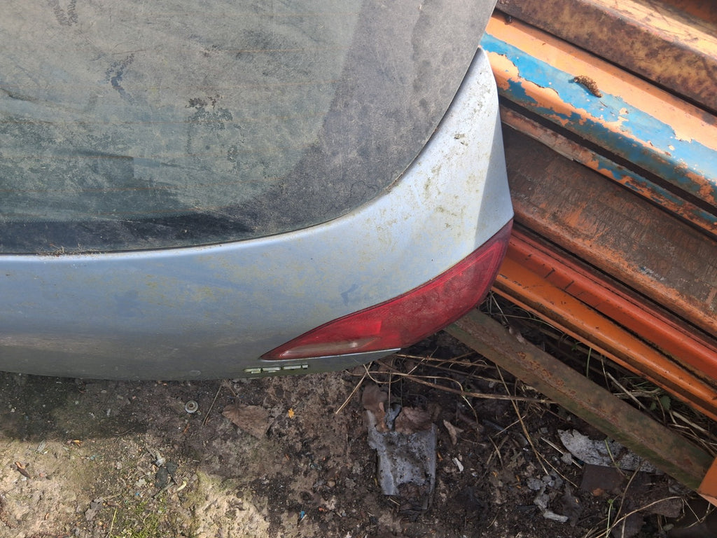 2013 VAUXHALL ASTRA J HATCHBACK REAR BARE TAILGATE BOOTLID GREY