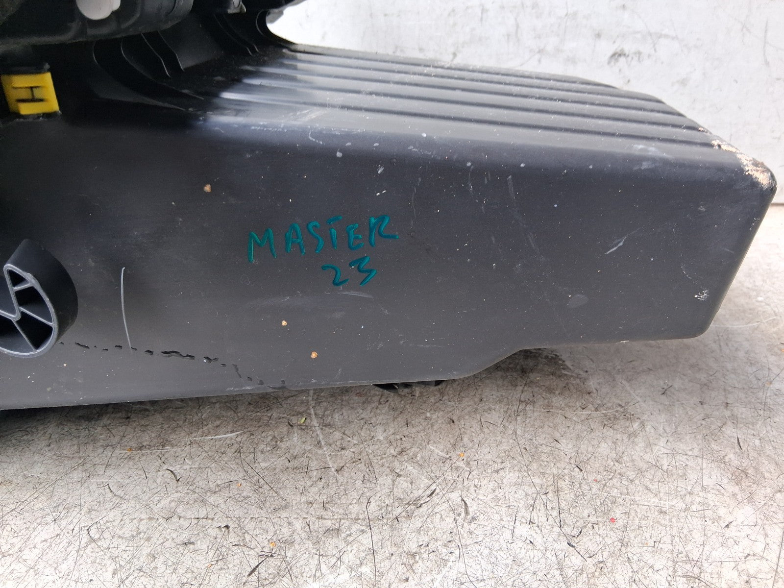 2023 RENAULT MASTER MK3 FRONT STORAGE COMPARTMENT GLOVEBOX 685004863