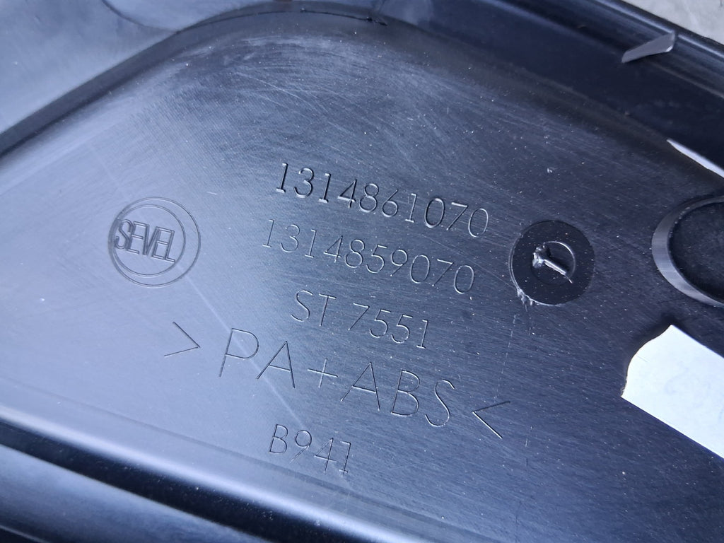 2021 PEUGEOT BOXER MK3 DASHBOARD CENTRE CONSOLE RADIO SURROUND TRIM 1314861070