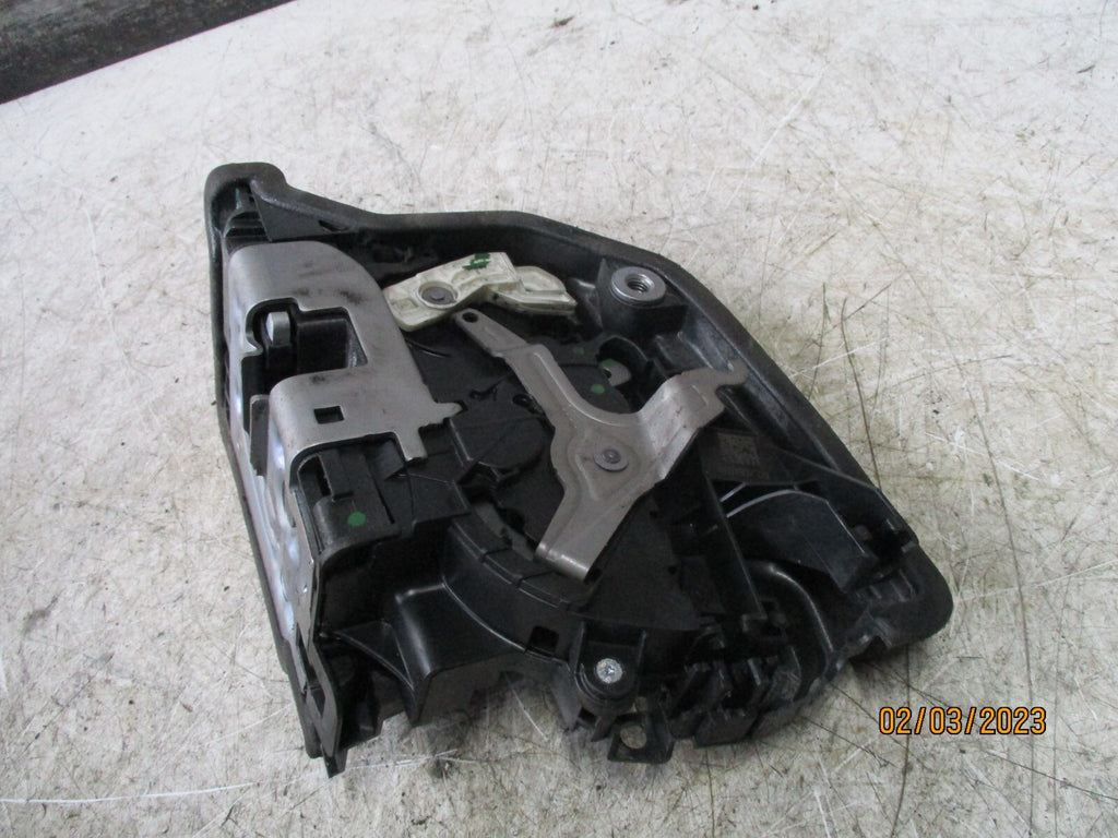 BMW X1 2018 F48 NSF PASSENGER SIDE FRONT DOOR LOCK MECHANISM 7281937