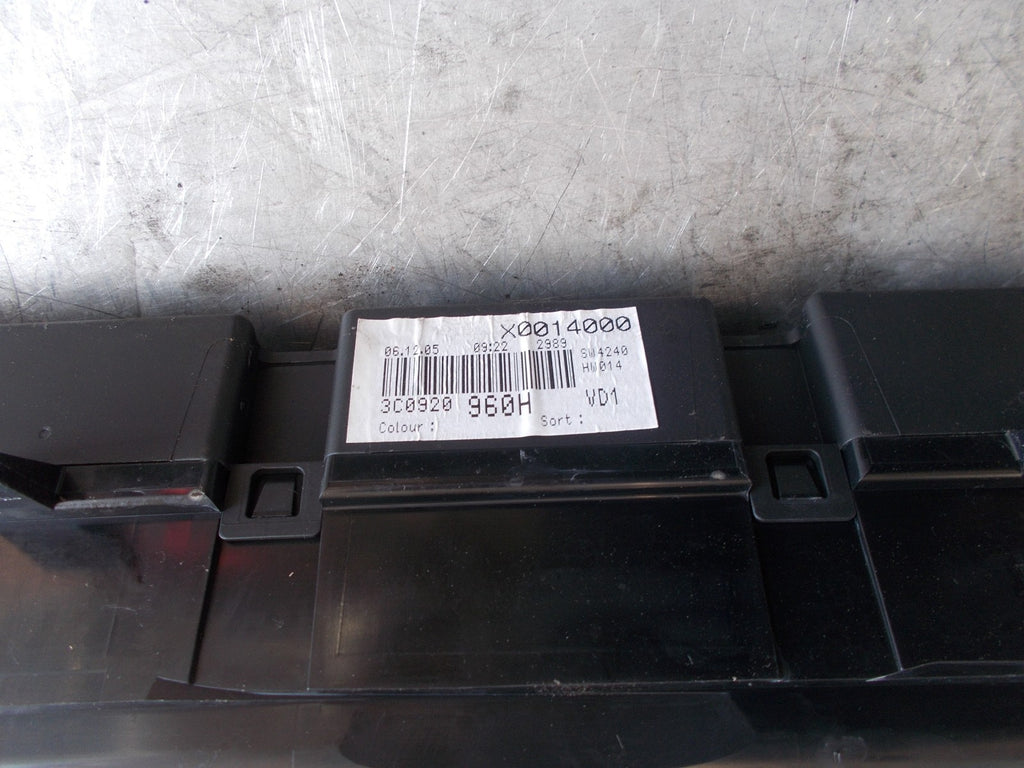 VOLKSWAGEN PASSAT B6 SPEEDOMETER CLOCKS INSTRUMENT CLUSTER A2C53117396