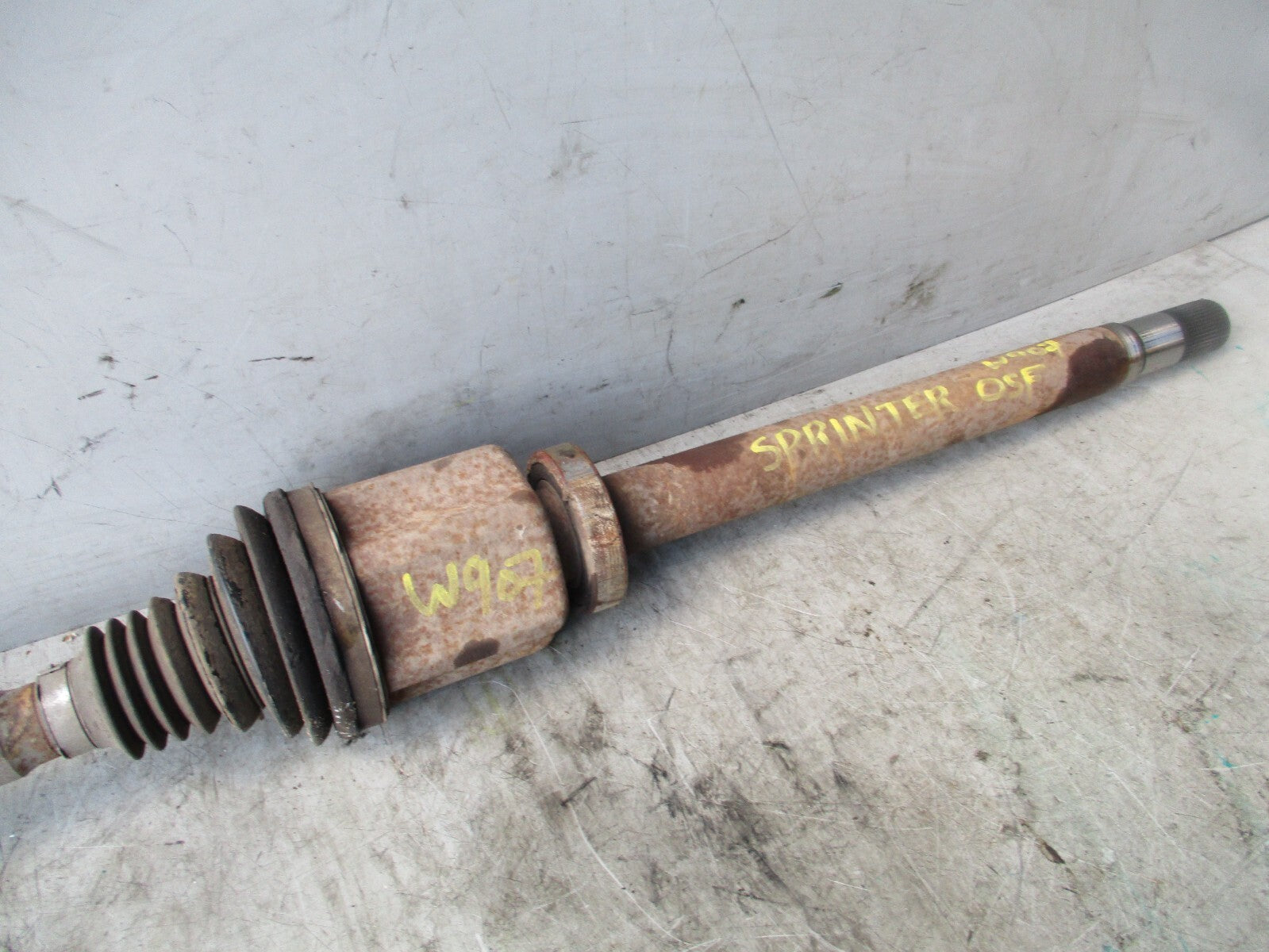2020 MERCEDES BENZ SPRINTER W907 2.1 DIESEL OS DRIVER SIDE FRONT DRIVESHAFT FWD