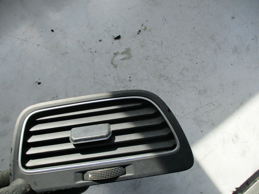 VW VOLKSWAGEN GOLF MK7 NSF PASSENGER SIDE LEFT SIDE FRONT AIR VENT 5G2819703