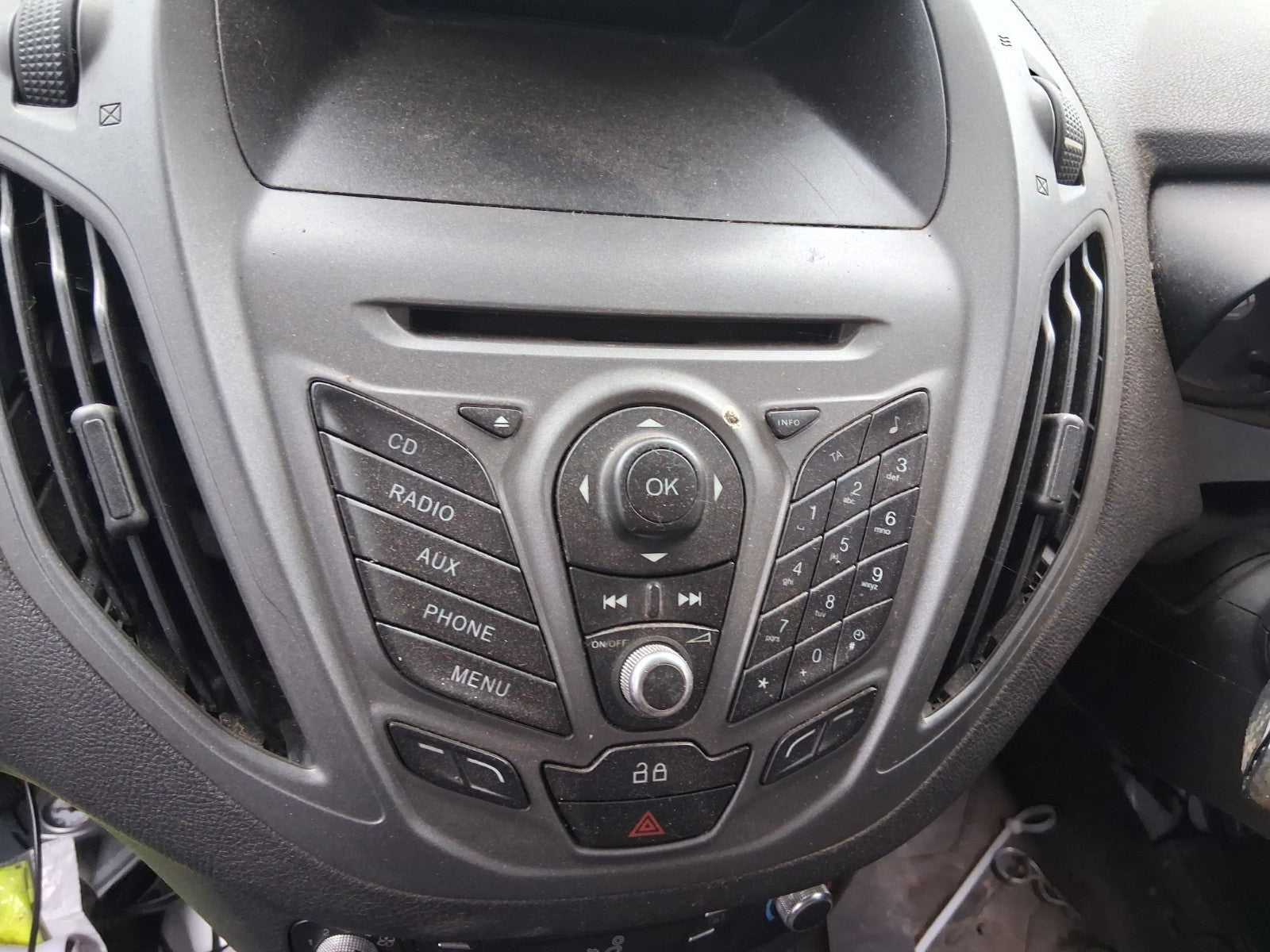 2015 FORD TRANSIT COURIER MK1 RADIO STEREO CONTROL PANEL