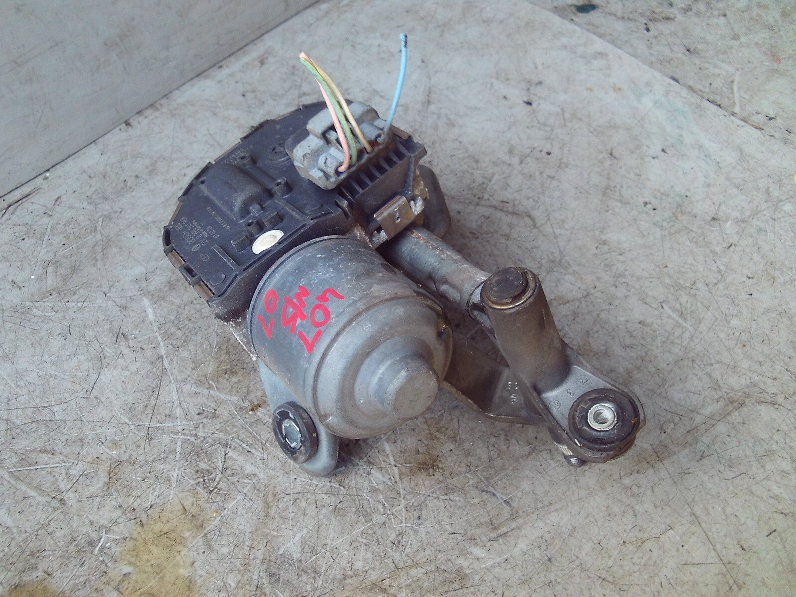 2007 PEUGEOT 407 NS PASSENGER SIDE WINDSCREEN WIPER MOTOR 9661812180