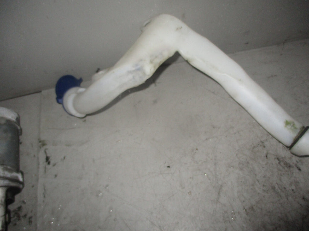 PEUGEOT 208 2017 WNDSCREEN WASHER BOTTLE & PUMP 9683988680