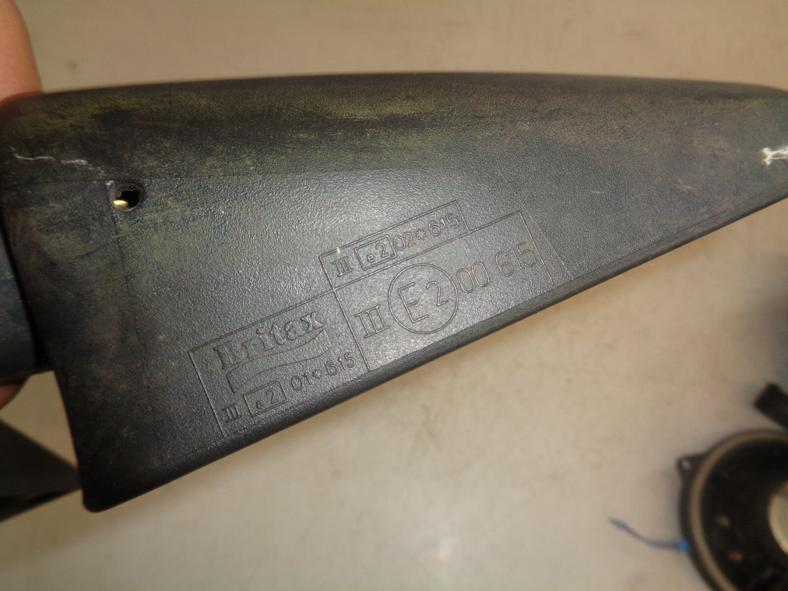 CITROEN AX 1995 NS PASSENGER SIDE FRONT MANUAL WING MIRROR BLACK