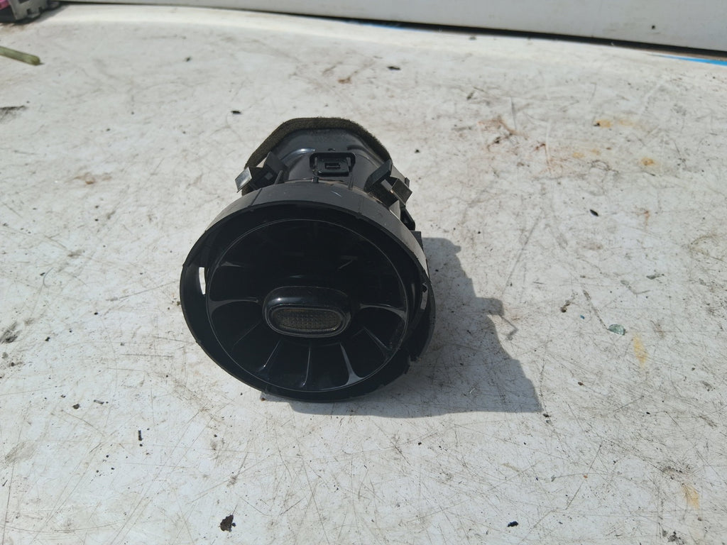 2018 MERCEDES SPRINTER W907 DASHBOARD MIDDLE AIR VENT A9108303401