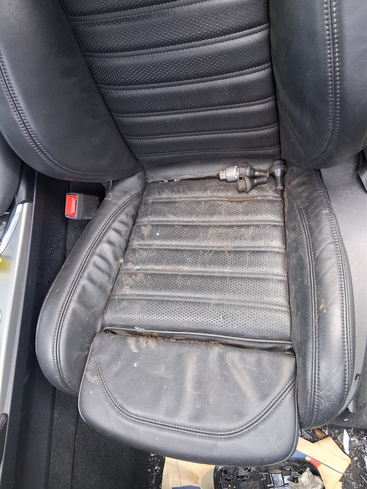 2022 ALFA ROMEO STELVIO 4Q NSF PASSENGER SIDE FRONT LEFT COMPLETE LEATHER SEAT