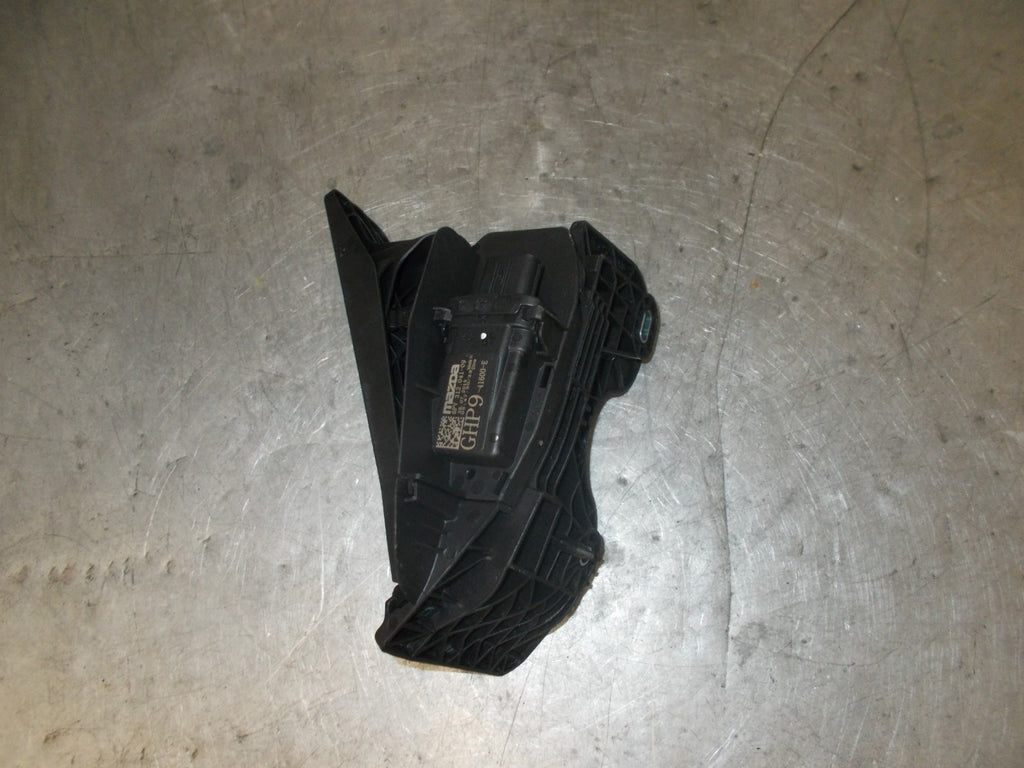 MAZDA 3 BM 2016 (MK3) 1.6 ACCELERATOR THROTTLE PEDAL GHP941600E