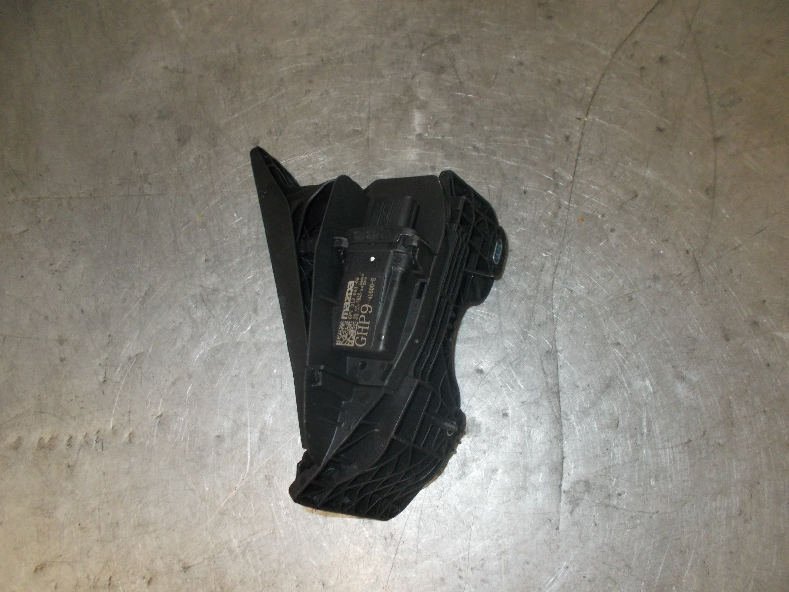 MAZDA 3 BM 2016 (MK3) 1.6 ACCELERATOR THROTTLE PEDAL GHP941600E