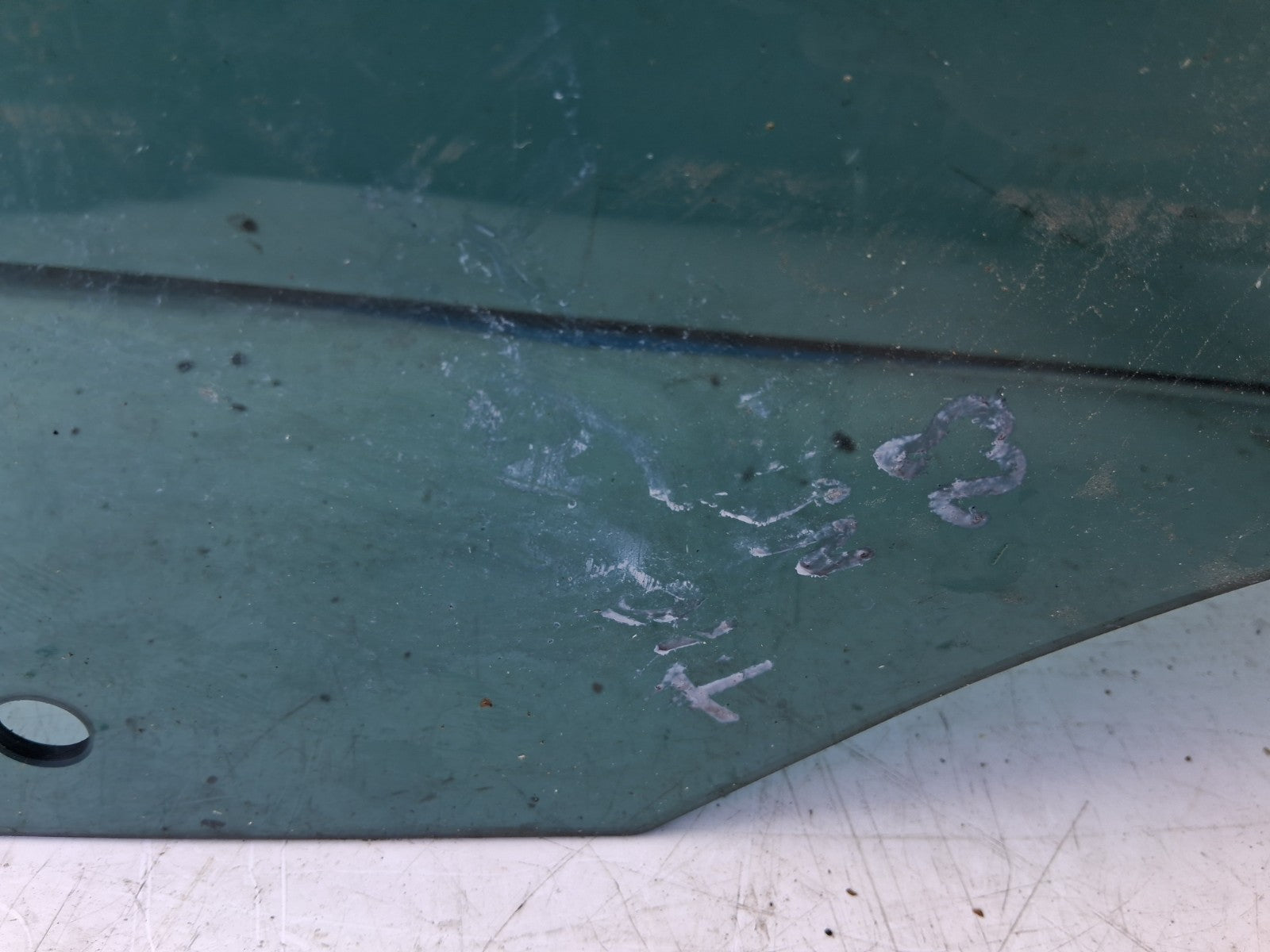 2023 VW VOLKSWAGEN TIGUAN NSR PASSENGER SIDE REAR LEFT WINDOW GLASS