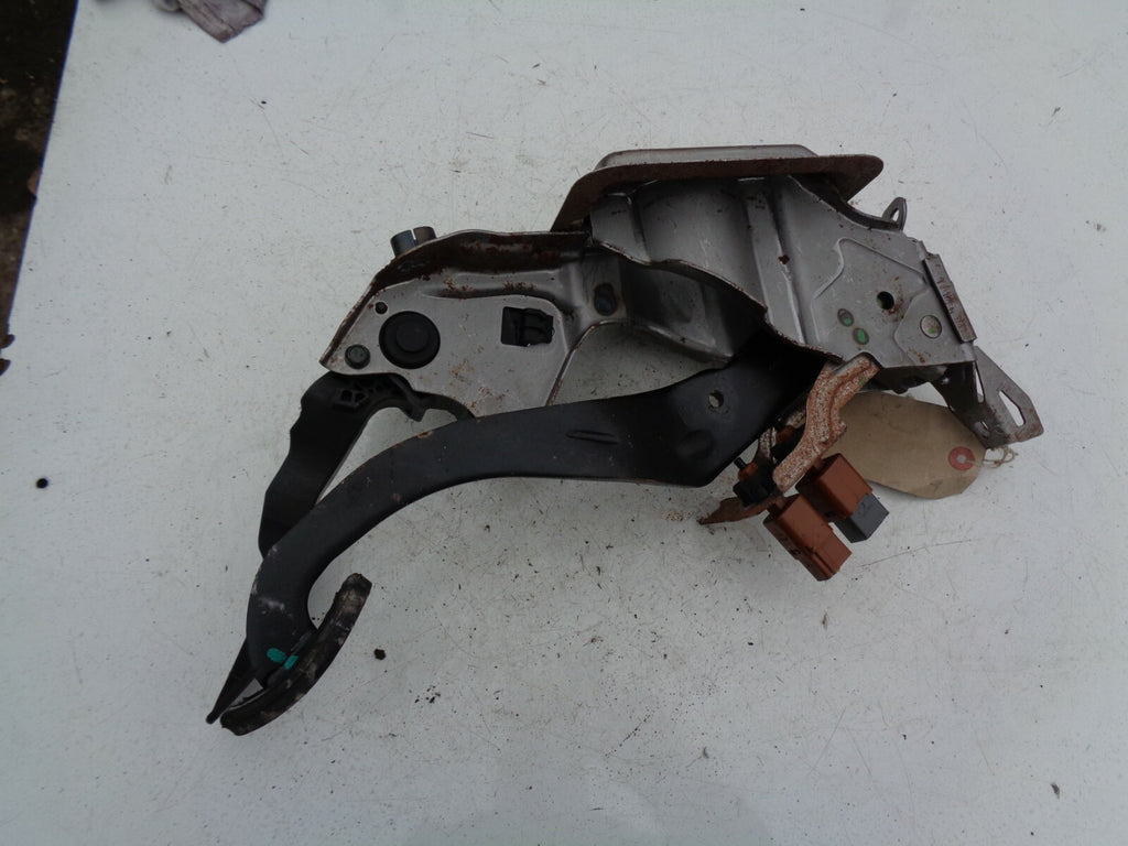 NISSAN NOTE E12 2014 ACCELERATION BRAKE PEDAL ASSEMBLY 180021HM0B
