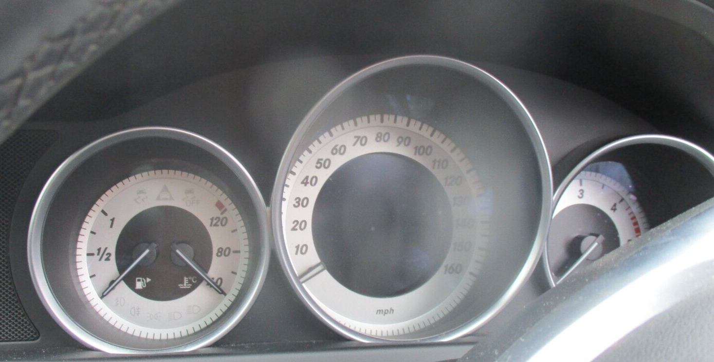 2012 MERCEDES C-CLASS COUPE FACE LIFT W204 SPEEDO INSTRUMENT CLUSTER CLOCK
