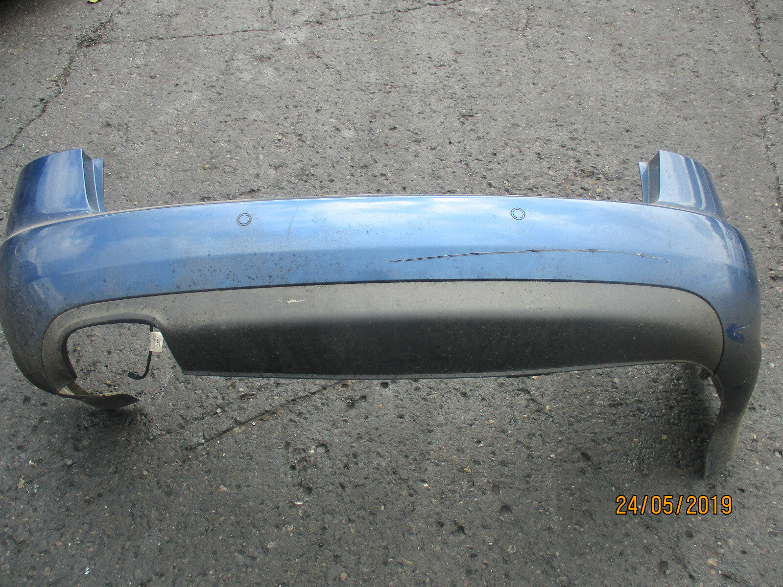 AUDI A4 B6 ESTATE REAR BUMPER COMPLETE BLUE