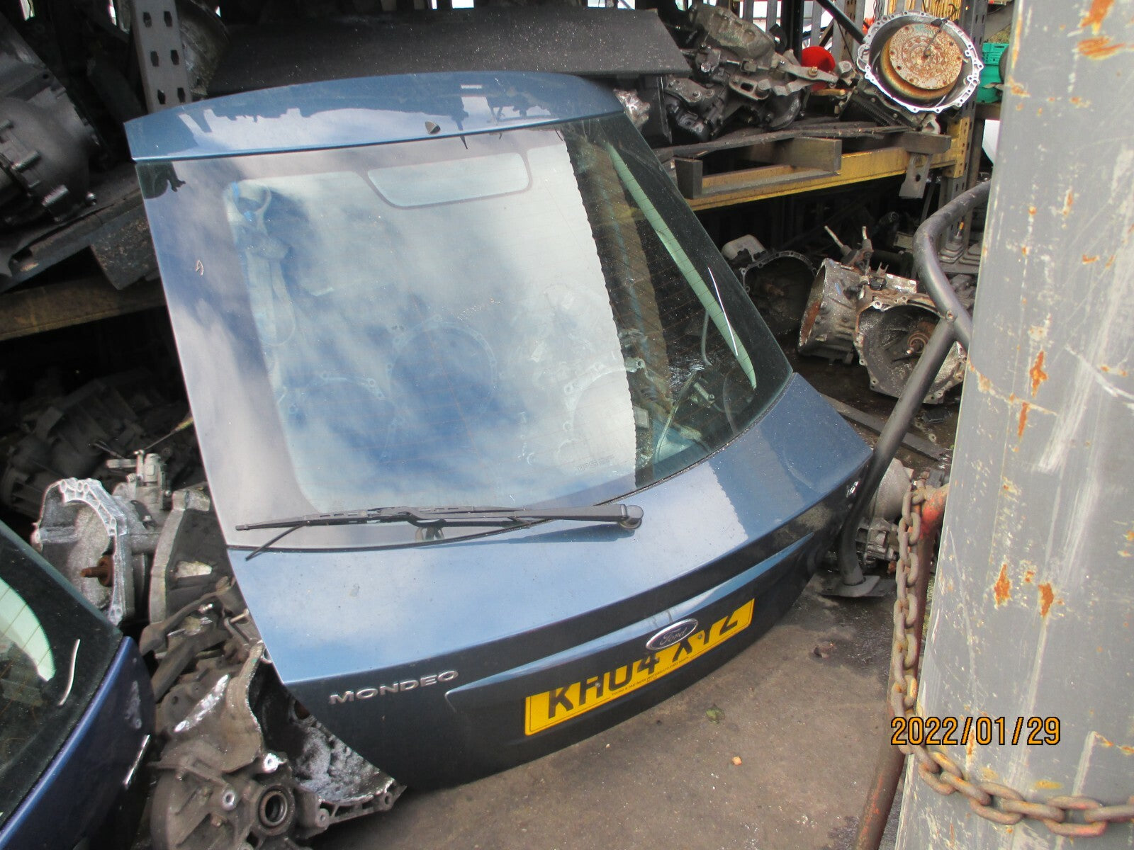 FORD MONDEO MK3 2004 REAR COMPLETE TAILGATE BOOTLID