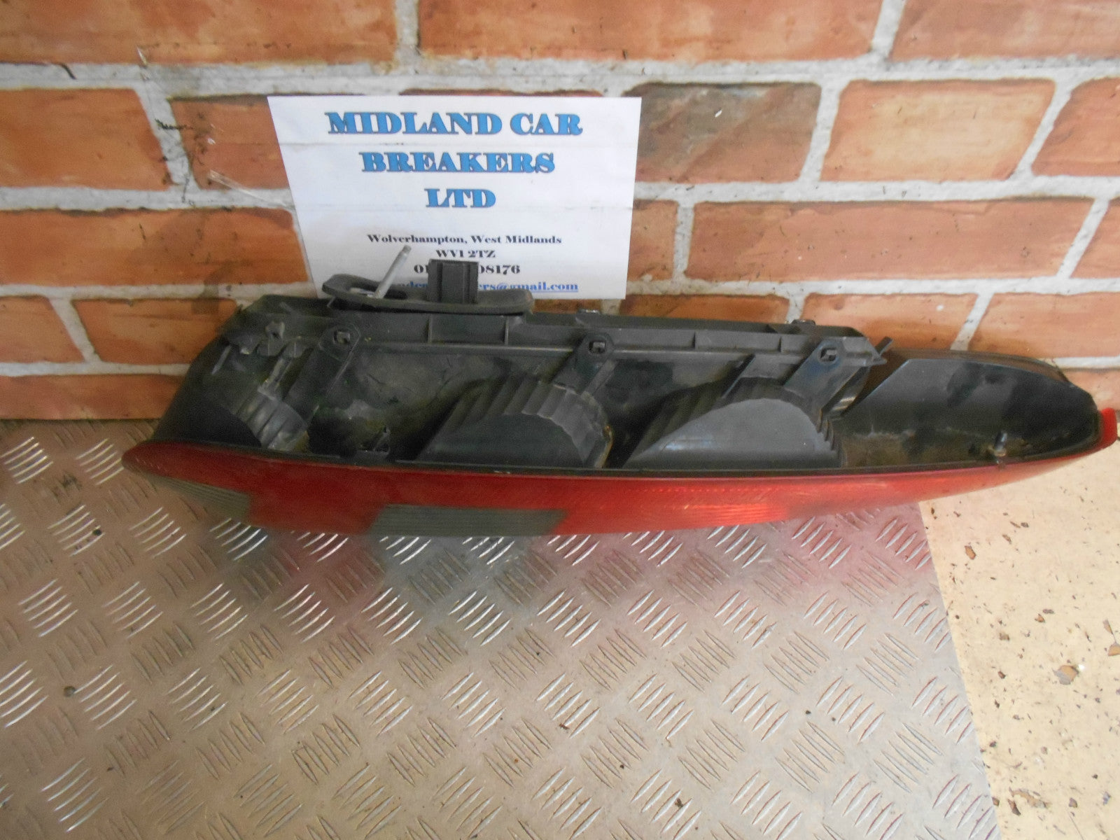 FORD FOCUS MK2 ESTATE 2005 NSR PASSENGER REAR BRAKE TAIL LIGHT 2S61-13405-AF