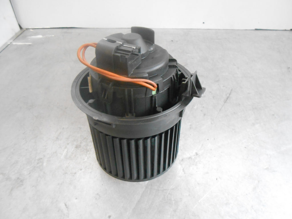 RENAULT CLIO X98 (MK4) 2015 HEATER BLOWER MOTOR FAN T1029527H