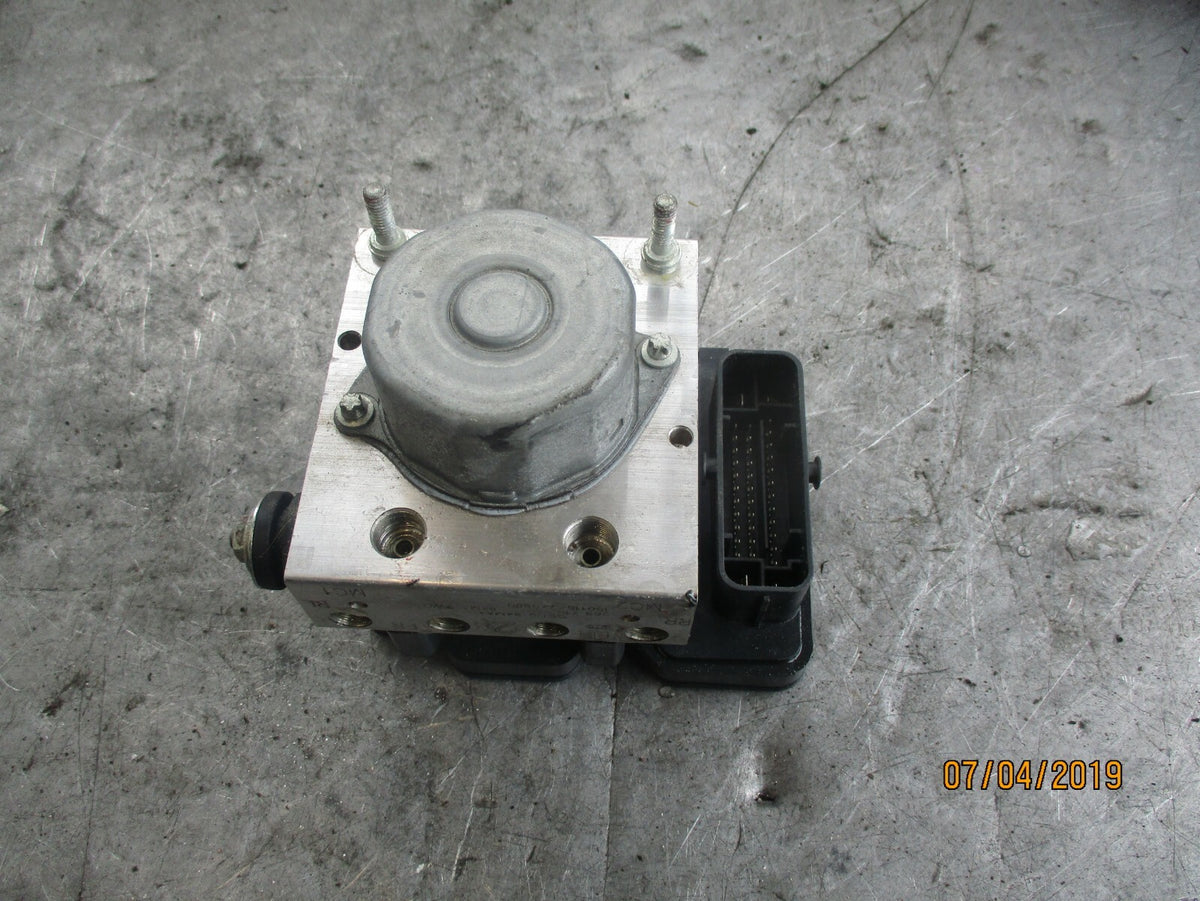 NISSAN MICRA K13 ABS PUMP & MODULE 2265106452