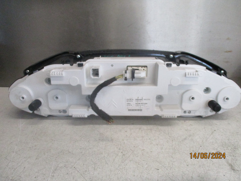 PEUGEOT 308 2014 MK2 1.6 DIESEL SPEEDOMETER INSTRUMENT CLUSTER 9809838480