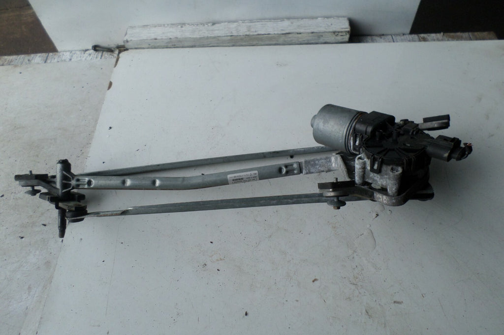 FORD MONDEO MK4 FRONT WINDSCREEN WIPER MOTOR AND LINKAGE 7S7117508BA 7S7117504BB