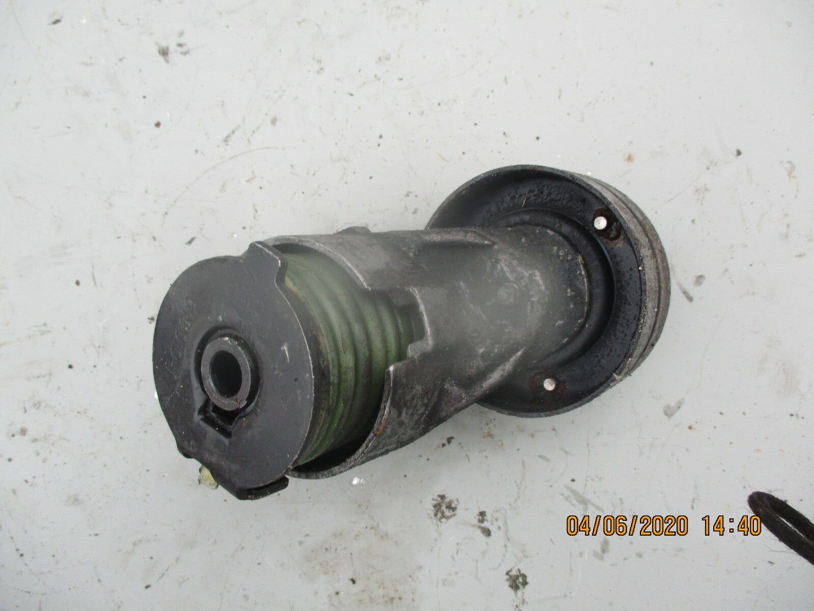 RENAULT MEGANE MK2 1.9 DCI BELT TENSIONER PULLEY 069140