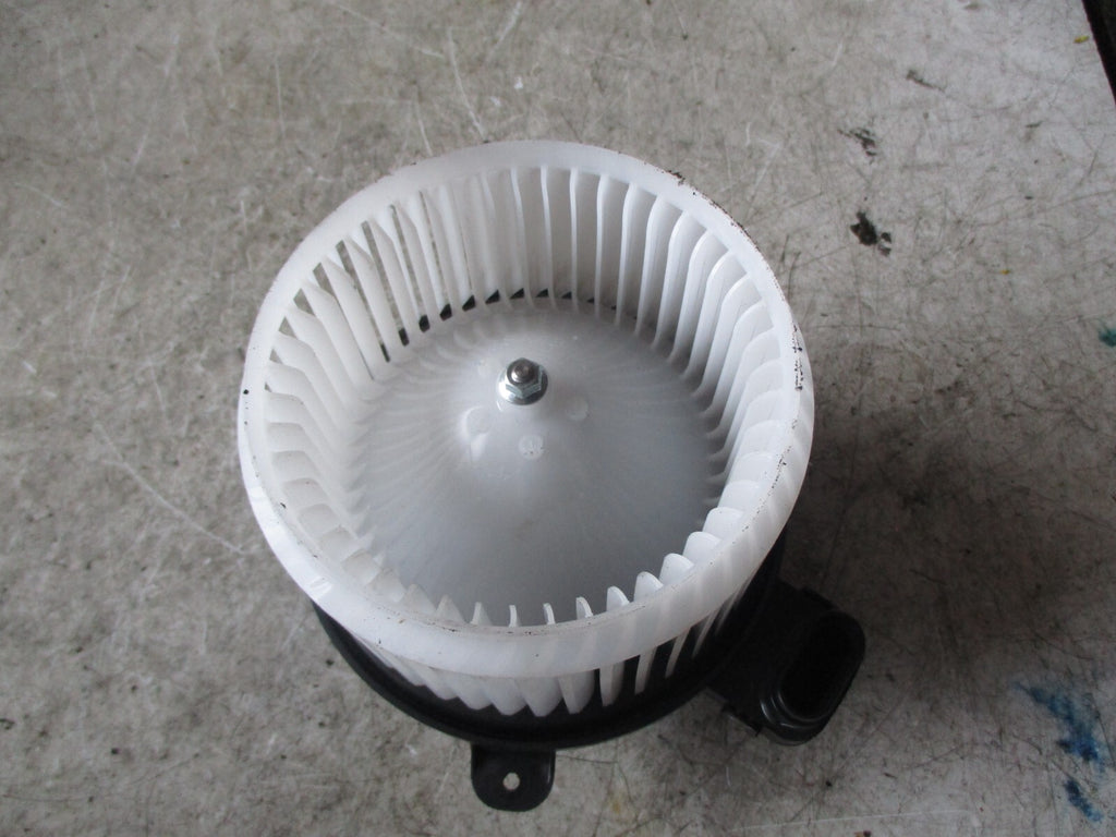 SUZUKI SWIFT MK4 2020 HEATER BLOWER MOTOR FAN
