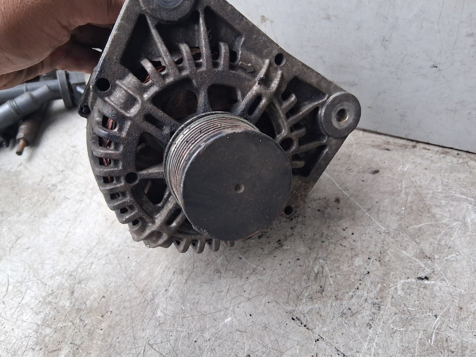 2005 RENAULT MEGANE MK2 1.5 DIESEL ALTERNATOR 8200386806