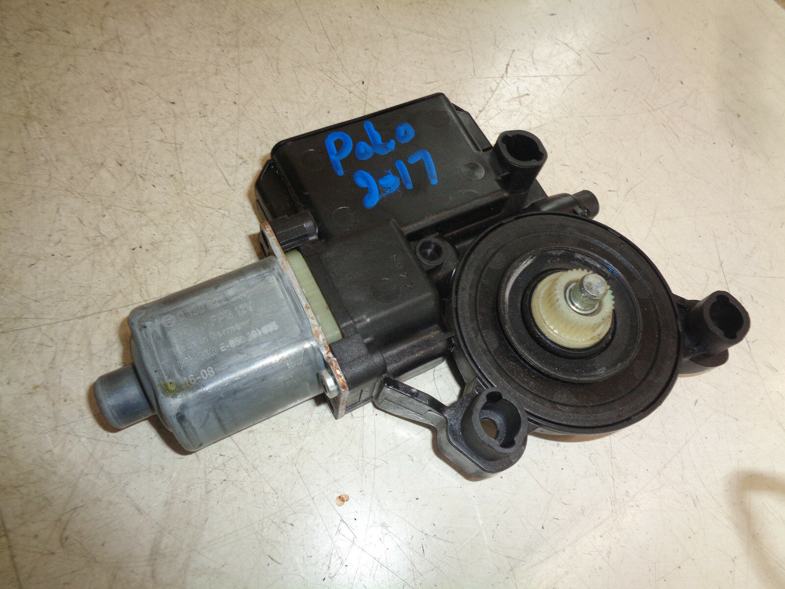 VW POLO 2017 6C OSF DRIVER SIDE FRONT WINDOW MOTOR 6R0959802DK