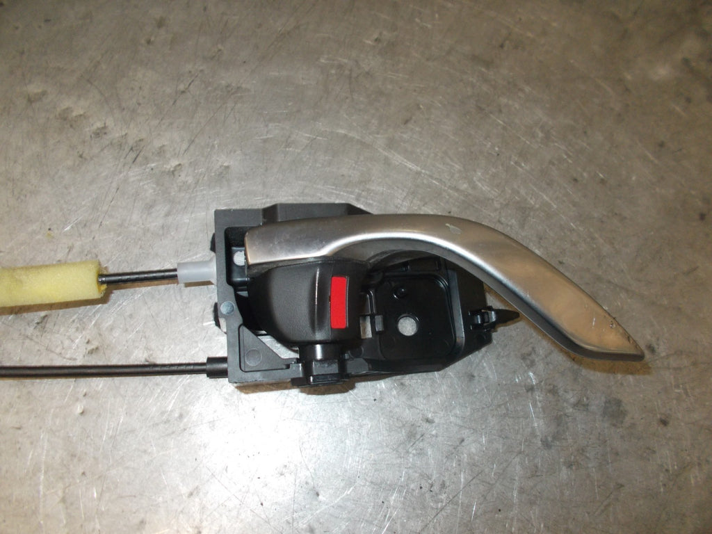 MAZDA 3 BM 2016 MK3 DRIVER SIDE REAR INTERIOR DOOR HANDLE LOCK MECH KD53 T8314