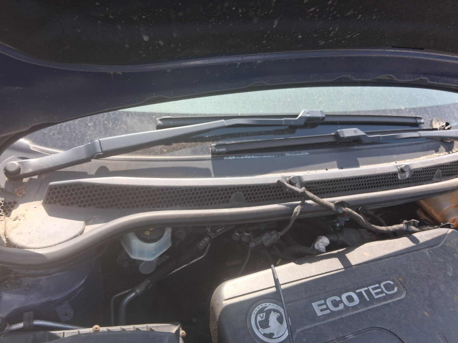 2013 VAUXHALL ASTRA J ESTATE 1.7 DIESEL FRONT WINDSCREEN WIPER MOTOR LINKAGES